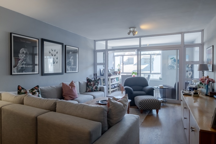 2 Bedroom Property for Sale in Sea Point Western Cape